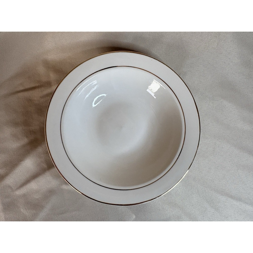 Royal Norfolk White Gold Trim Rimmed Soup Bowl Ceramic 8.5" Greenbrier